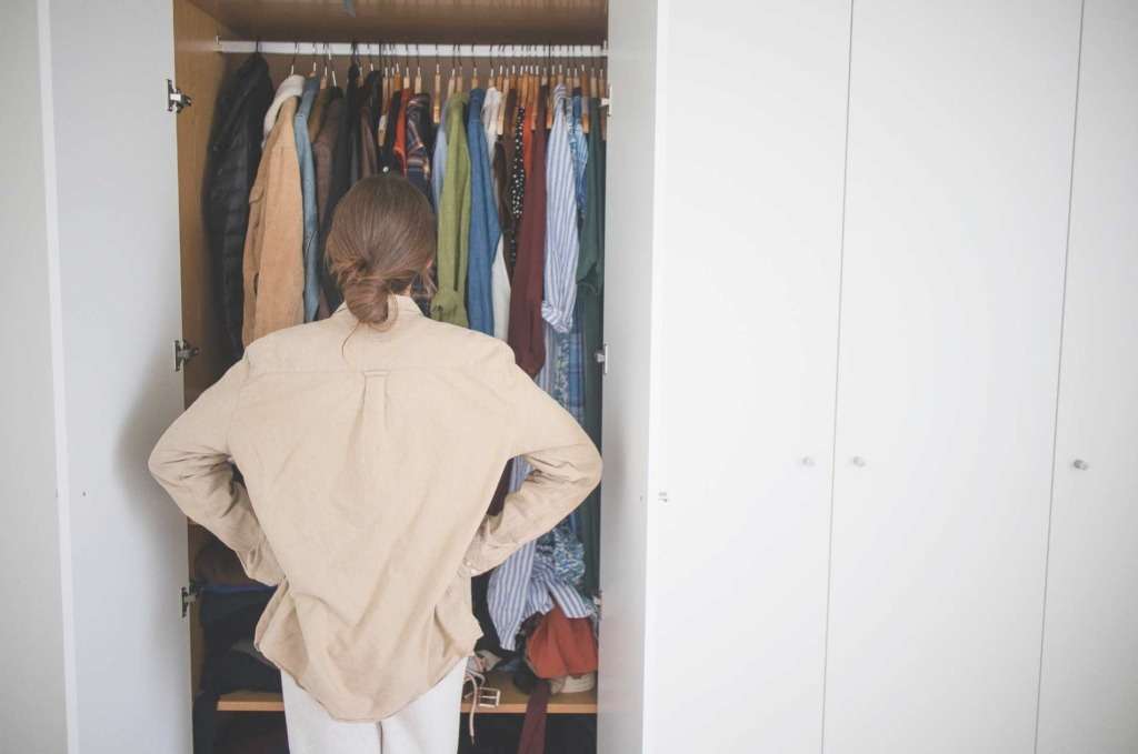Kleiderschrank ausmisten – 33 Dinge Checkliste