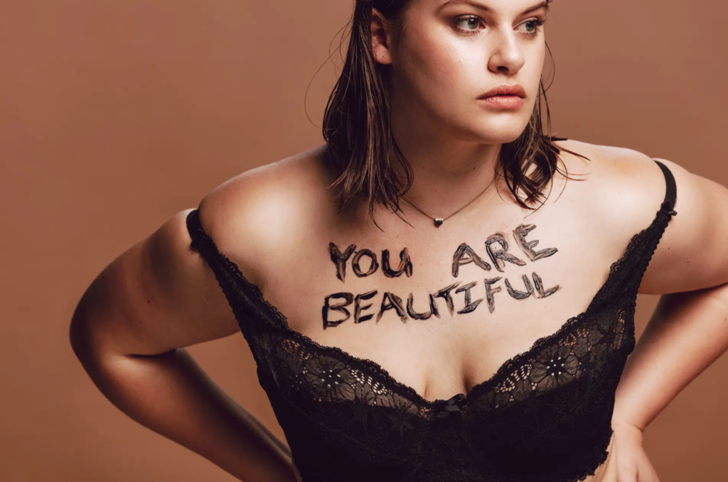 Mode für grosse Grössen: Du erstellst du eine Plus Size Capsule Wardrobe